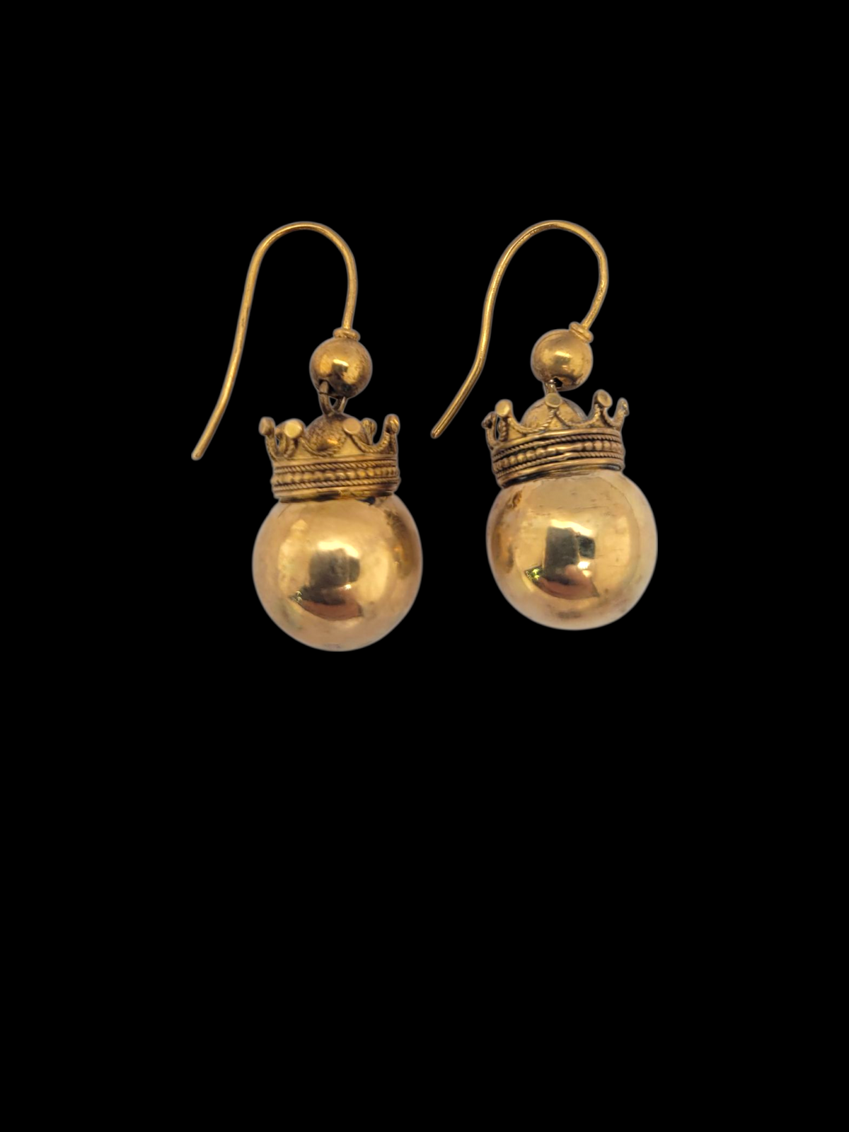 Antique gold coronet and orb drop earrings
SKU: 8360