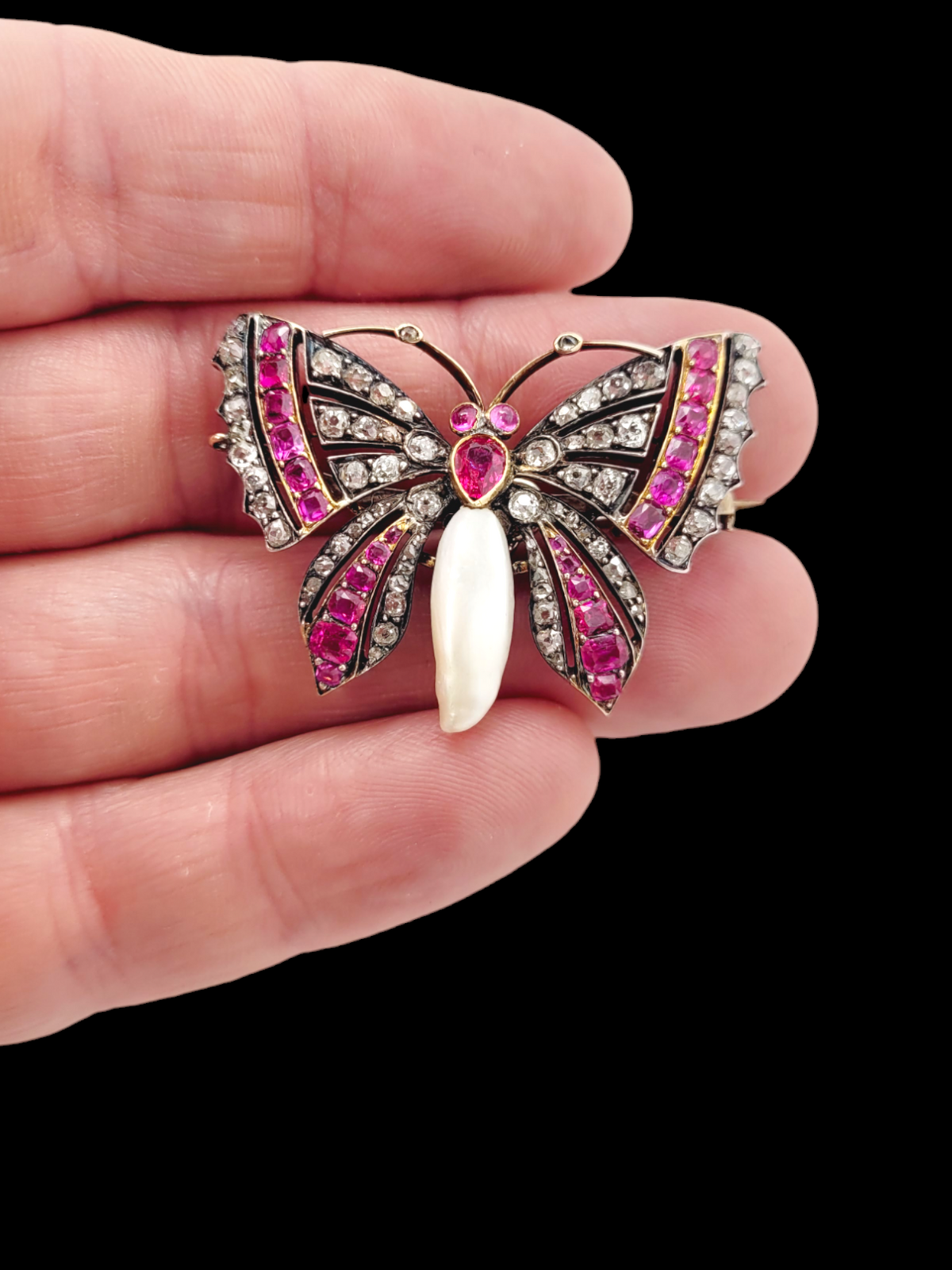 Fine Antique Ruby, diamond and natural pearl butterfly brooch
SKU: 7600