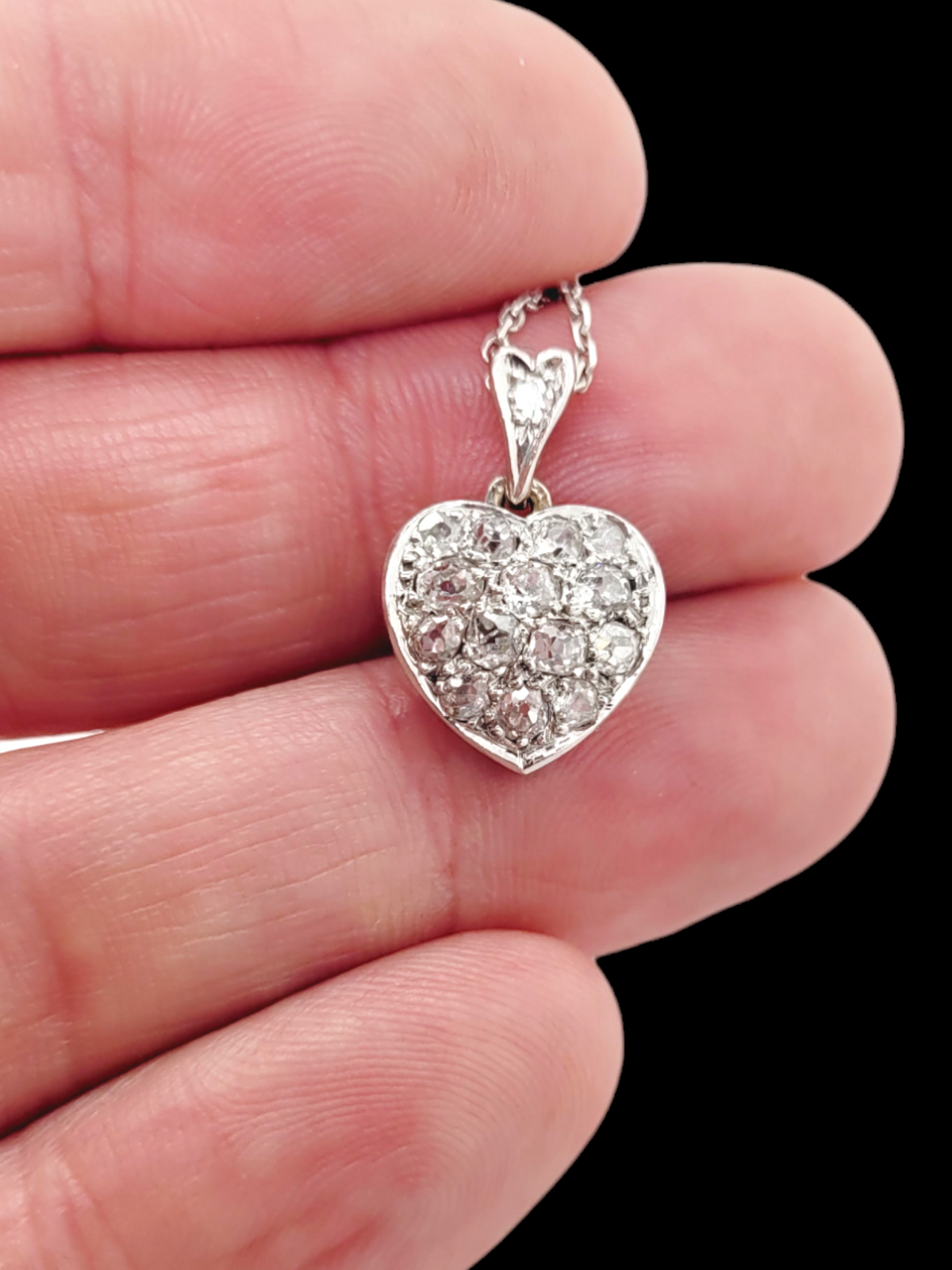 Old mine cut diamond heart pendant
SKU: 7624