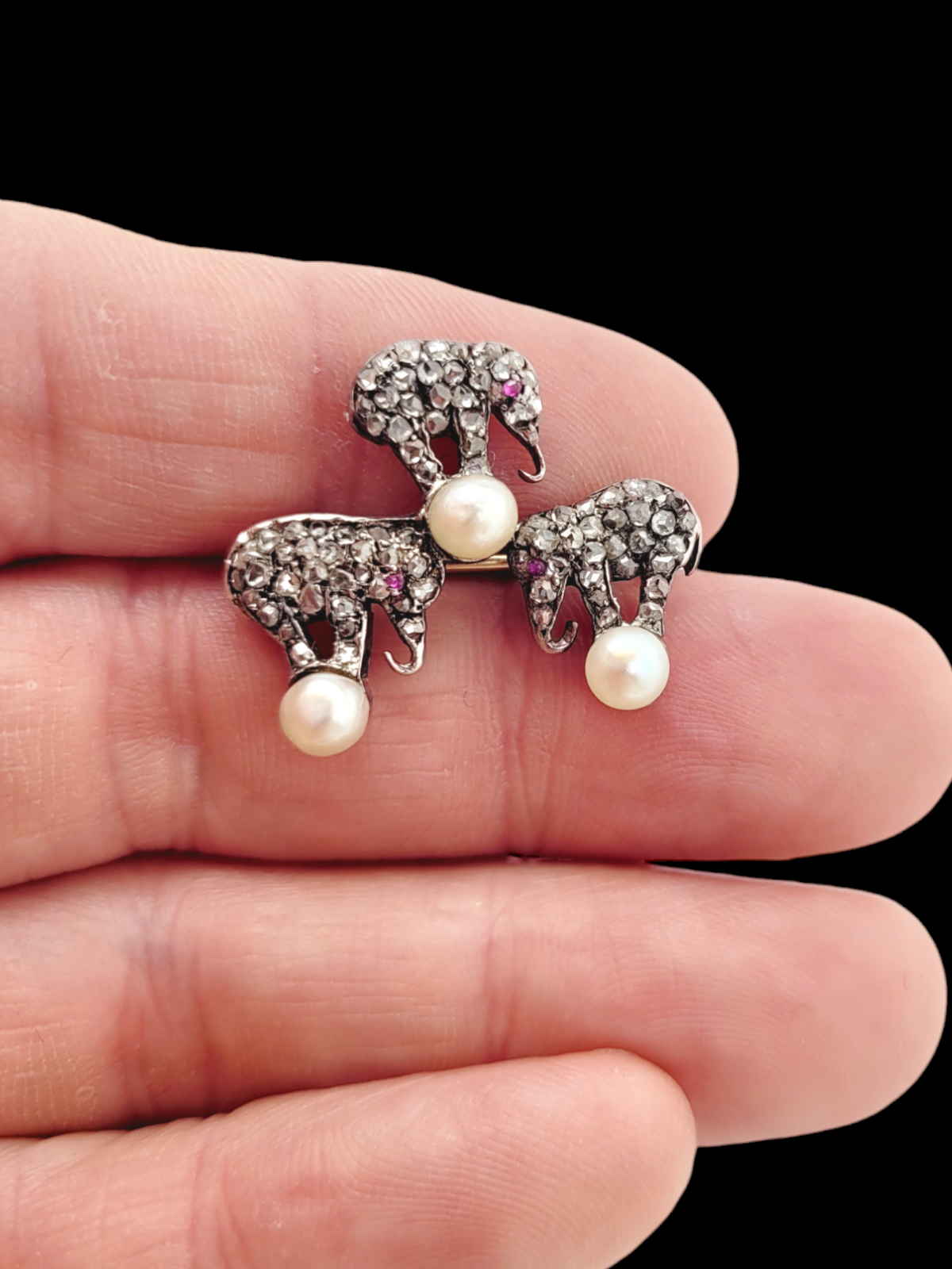Novelty Victorian Elephant circus brooch
SKU: 7640