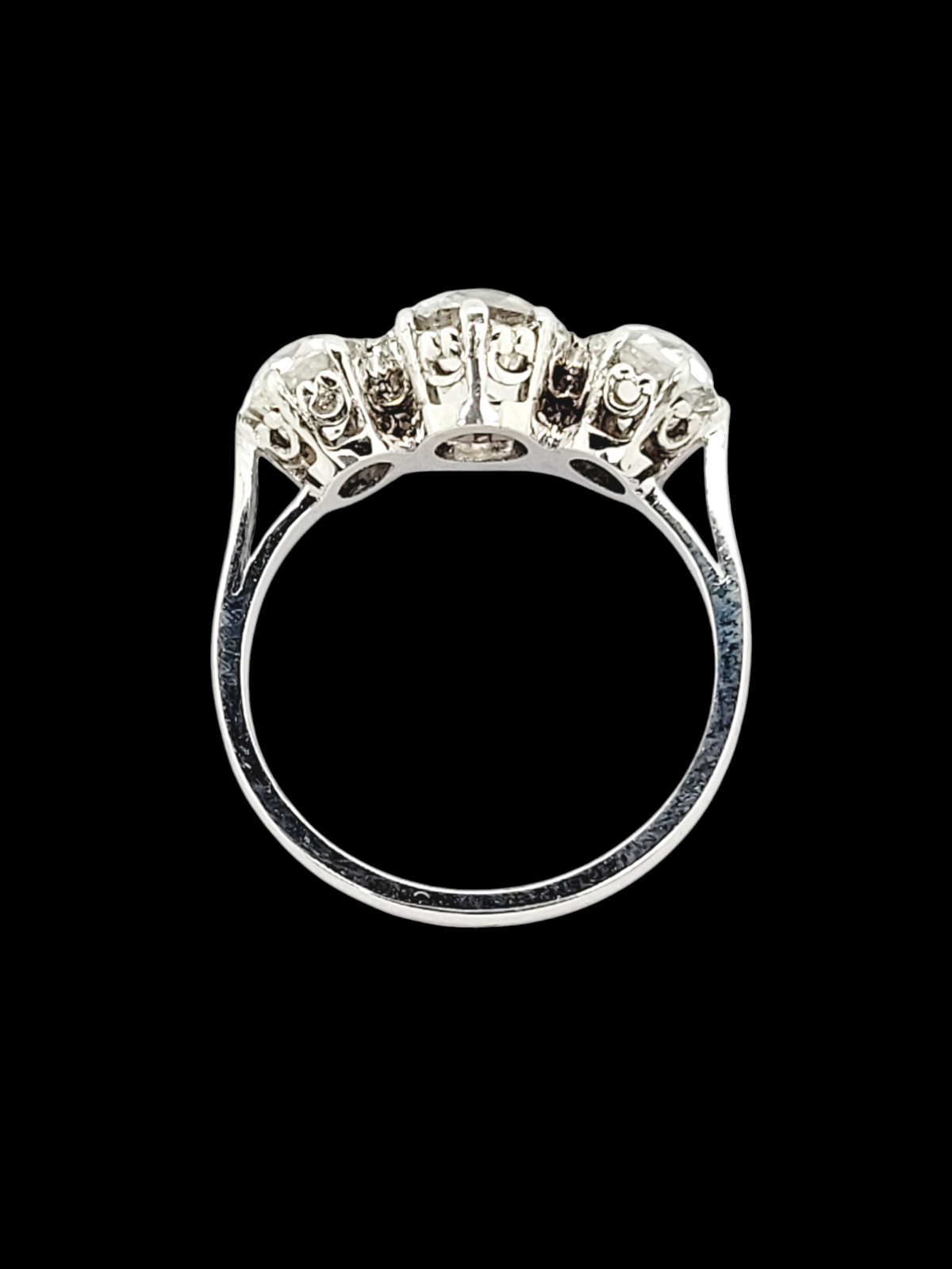 Beautiful old cut diamond trilogy engagement ring
SKU: 7896