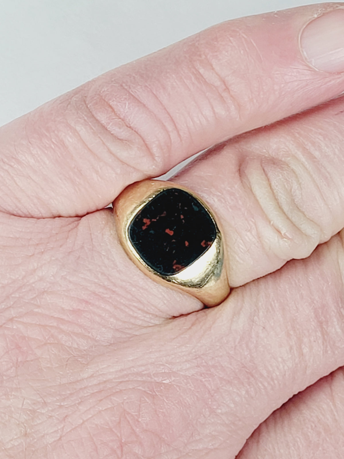 18ct yellow gold bloodstone signet ring
SKU: 8605