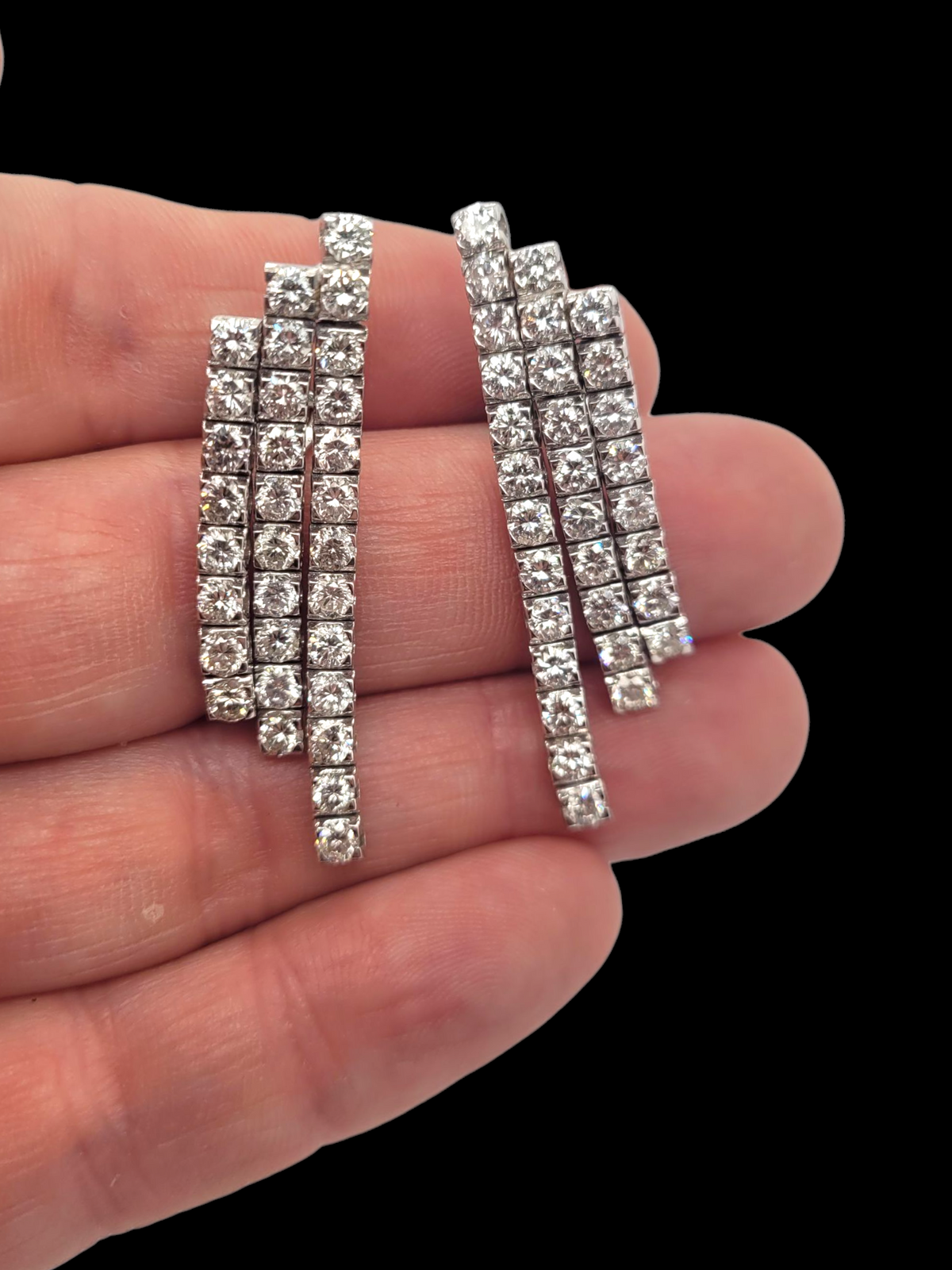 Pair of diamond tassel drop earrings
SKU: 8264