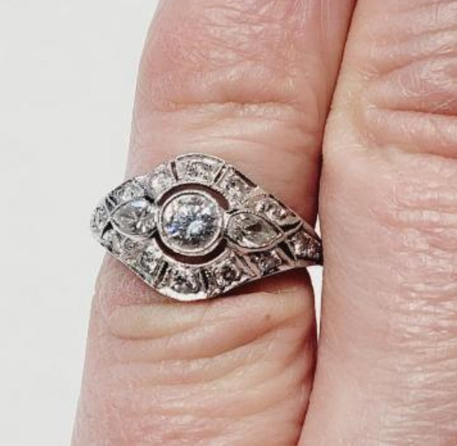 Art deco diamond ring
SKU: 5242