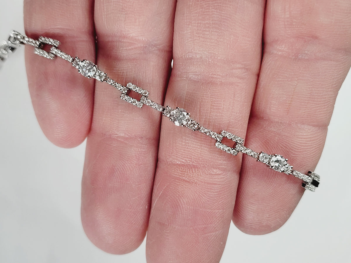 Diamond bracelet 18ct white gold sku 8773