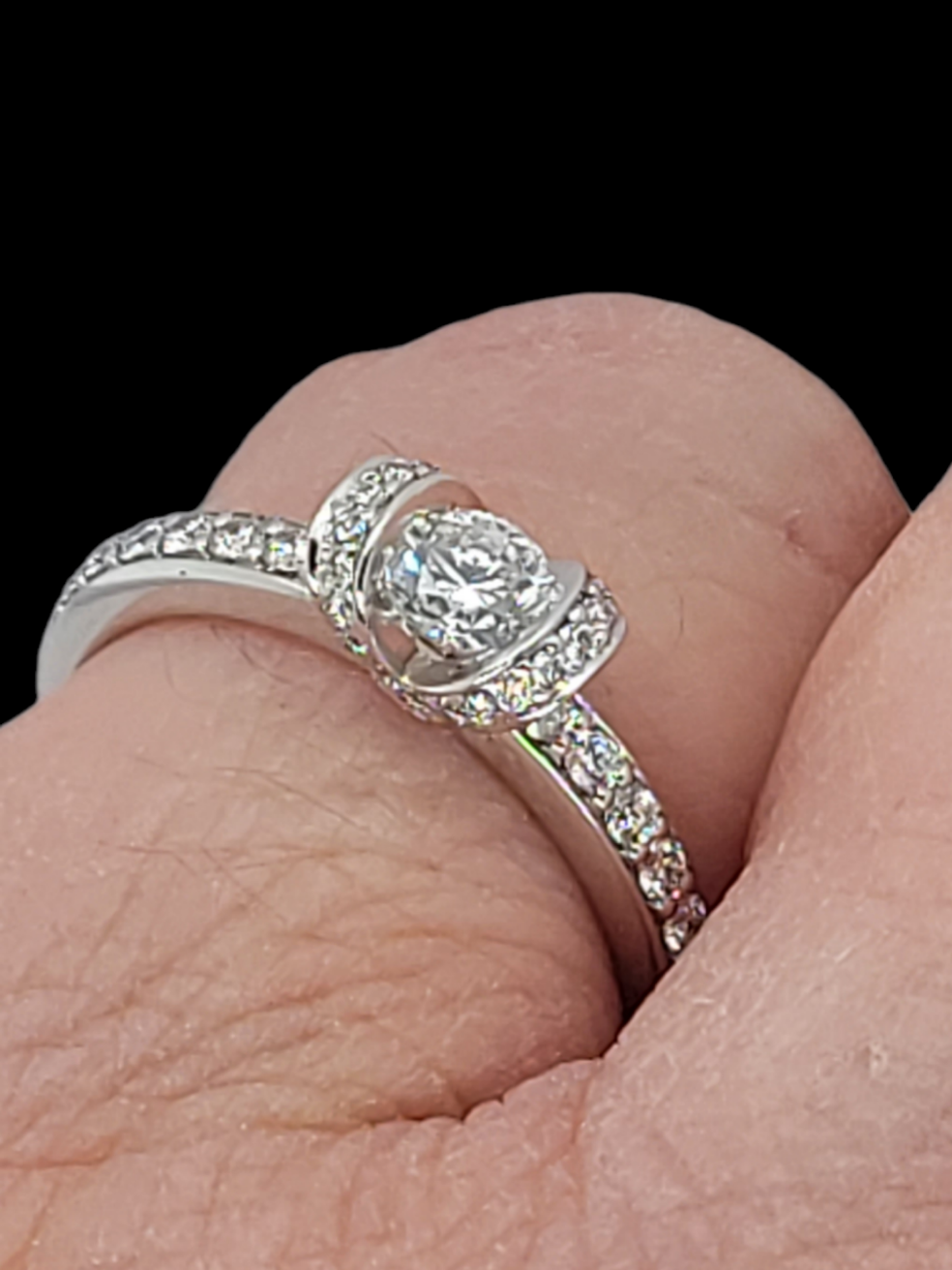 Diamond ribbon ring

SKU: 6596