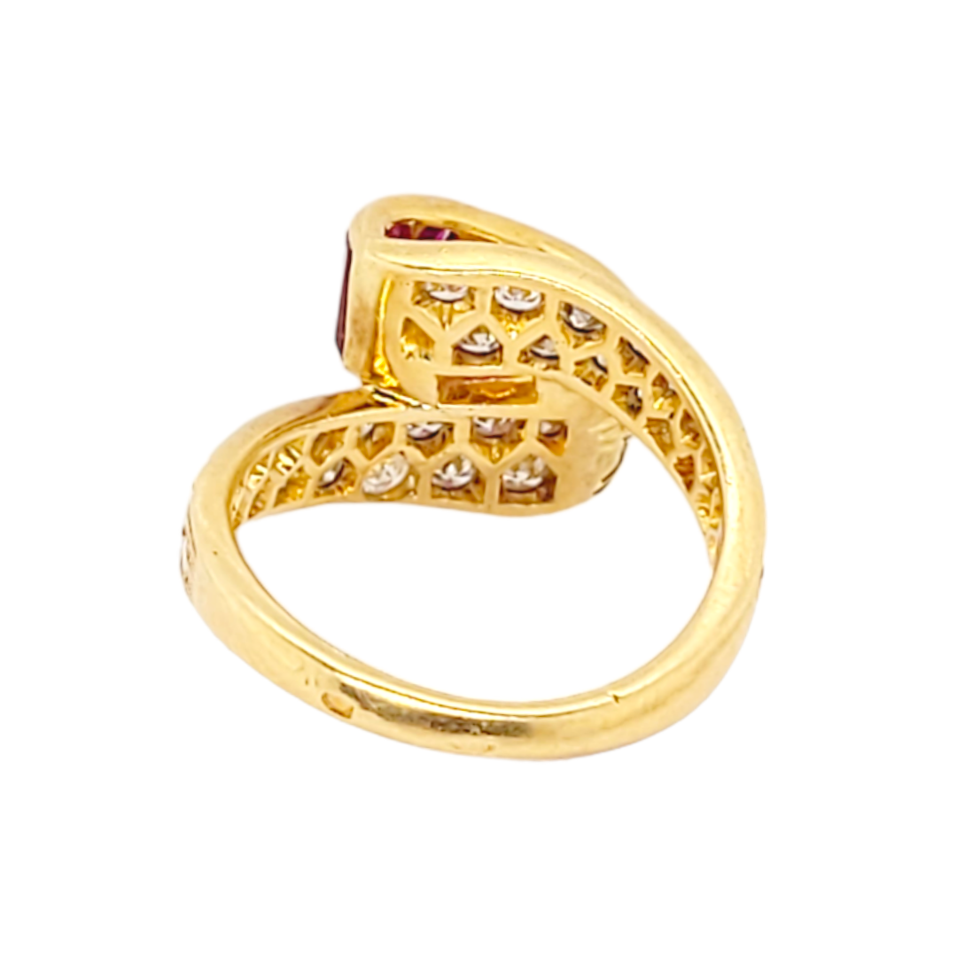Stylish French ruby and diamond ribbon ring

SKU: 6797