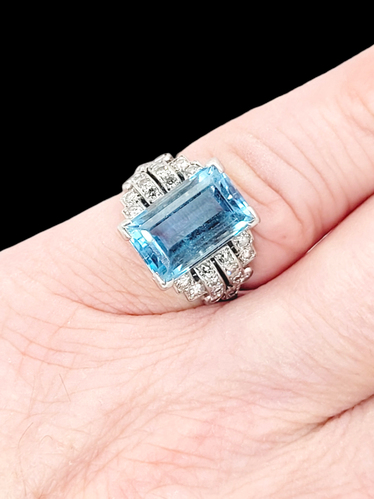 Art deco aquamarine dress ring
SKU: 7746