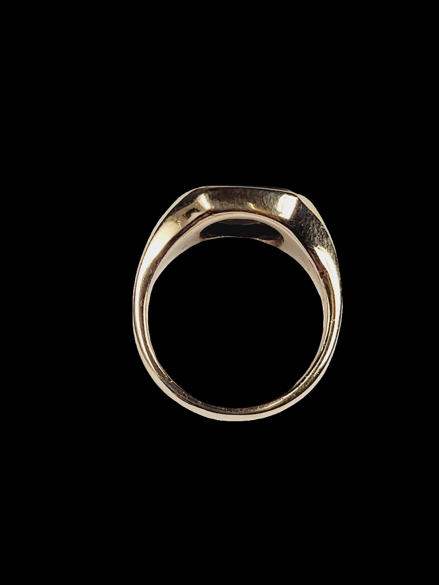 Cushion shaped onyx 9ct gold signet ring sku 8449