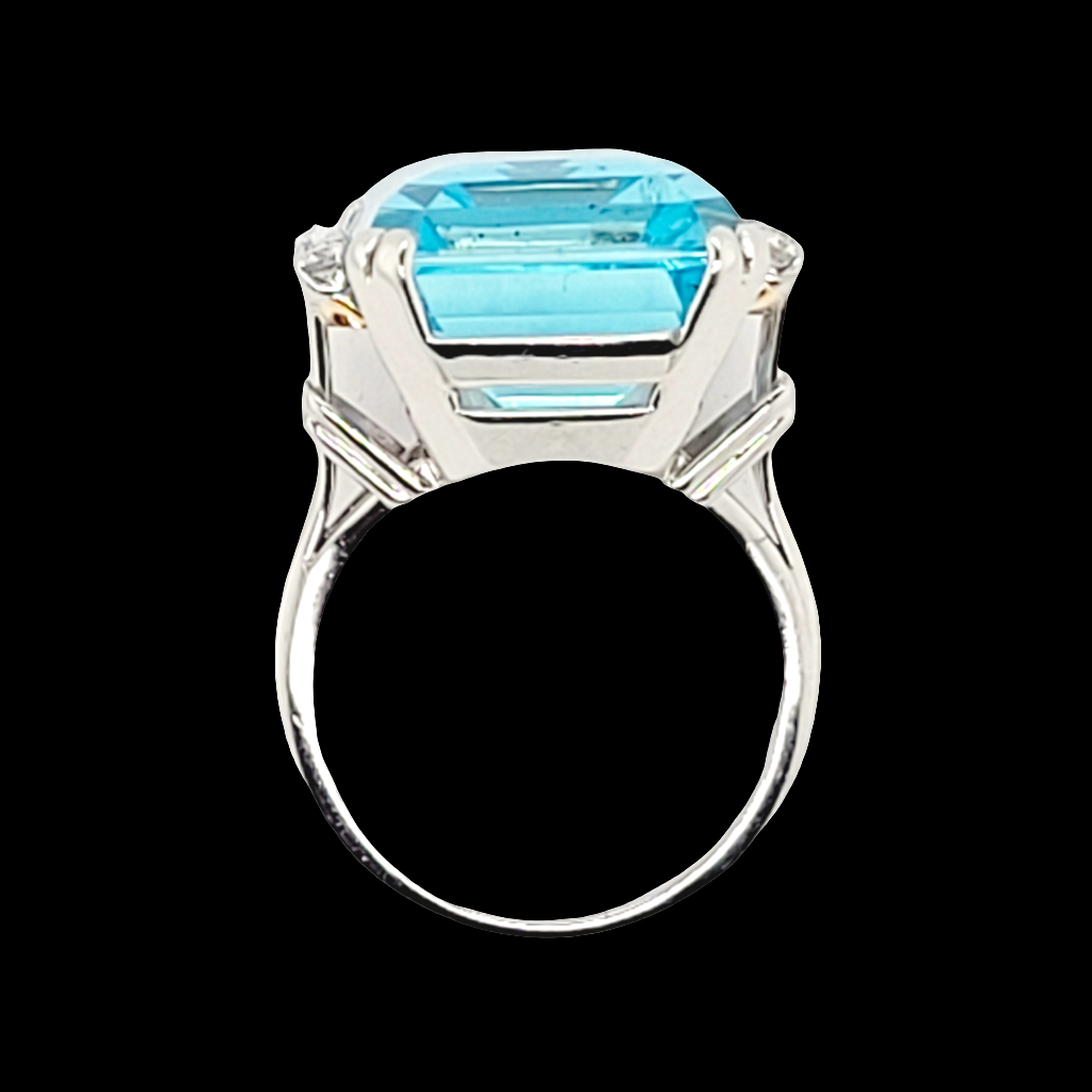 Art deco Aquamarine and diamond ring

SKU: 6323