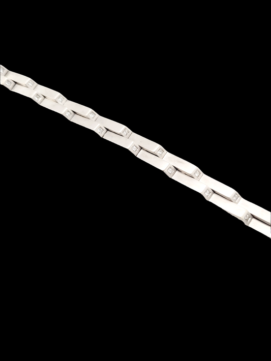Cool Diamond brushed 18ct white gold tank bracelet