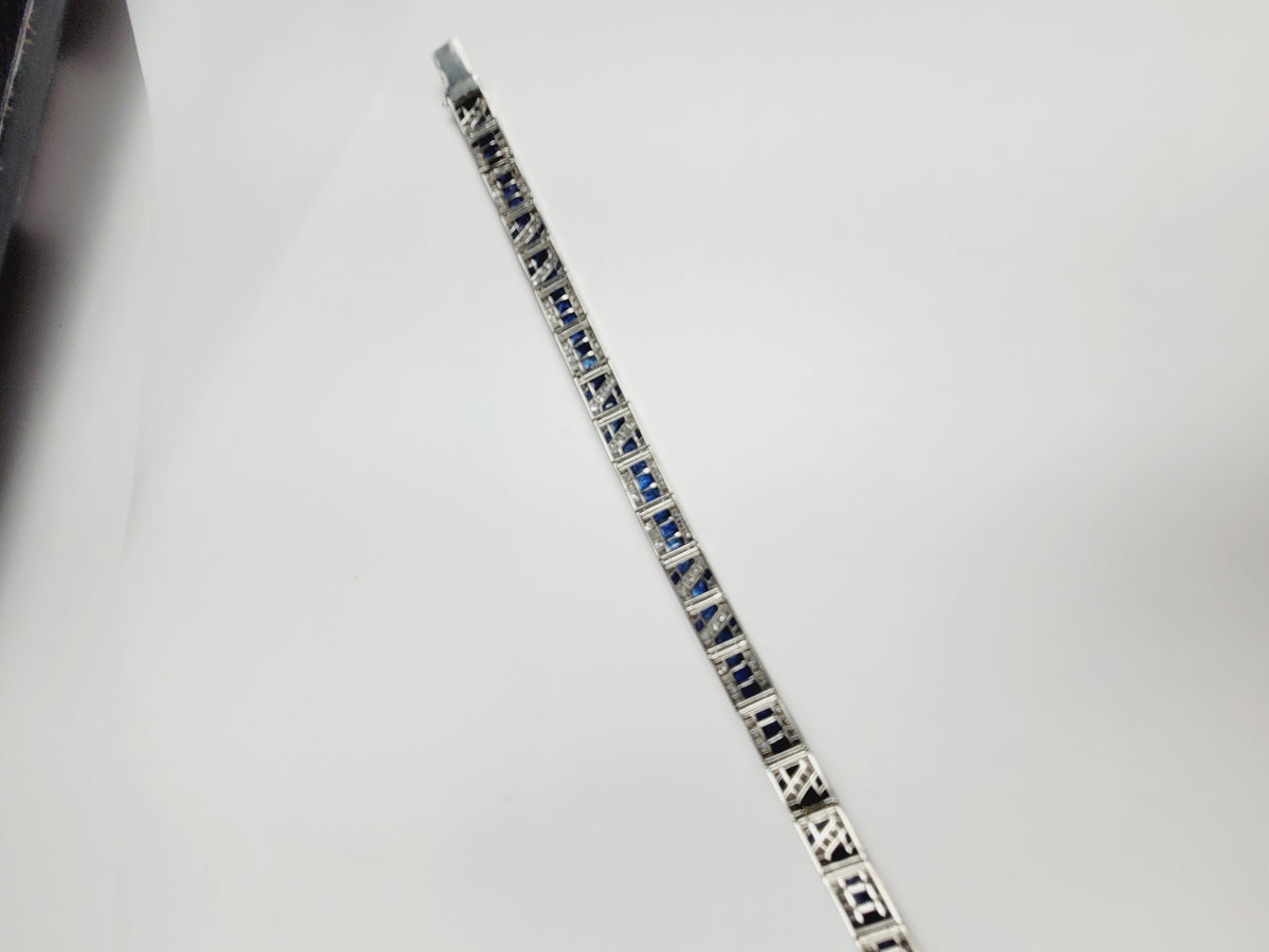 Fine Art deco sapphire and diamond bracelet Mellerio
SKU: 8221