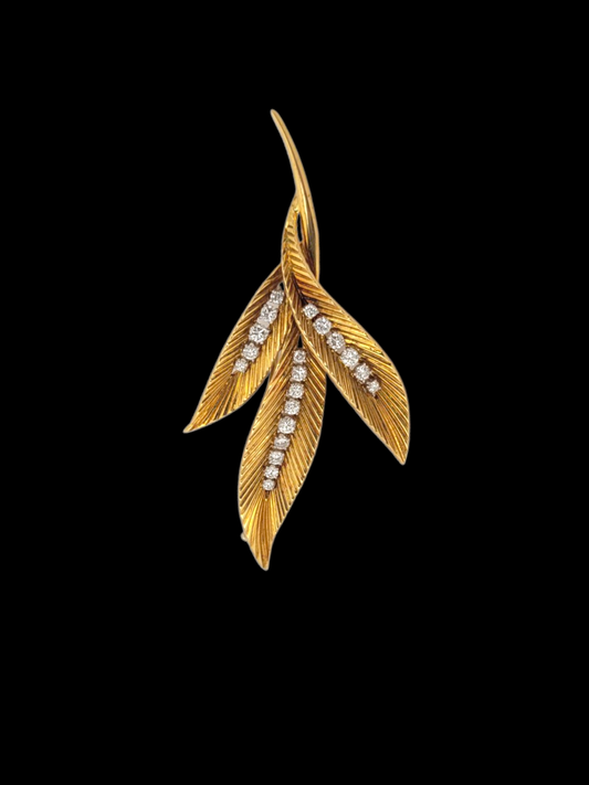Gubelin 1960's 18ct gold and diamond leaf brooch
SKU: 8037