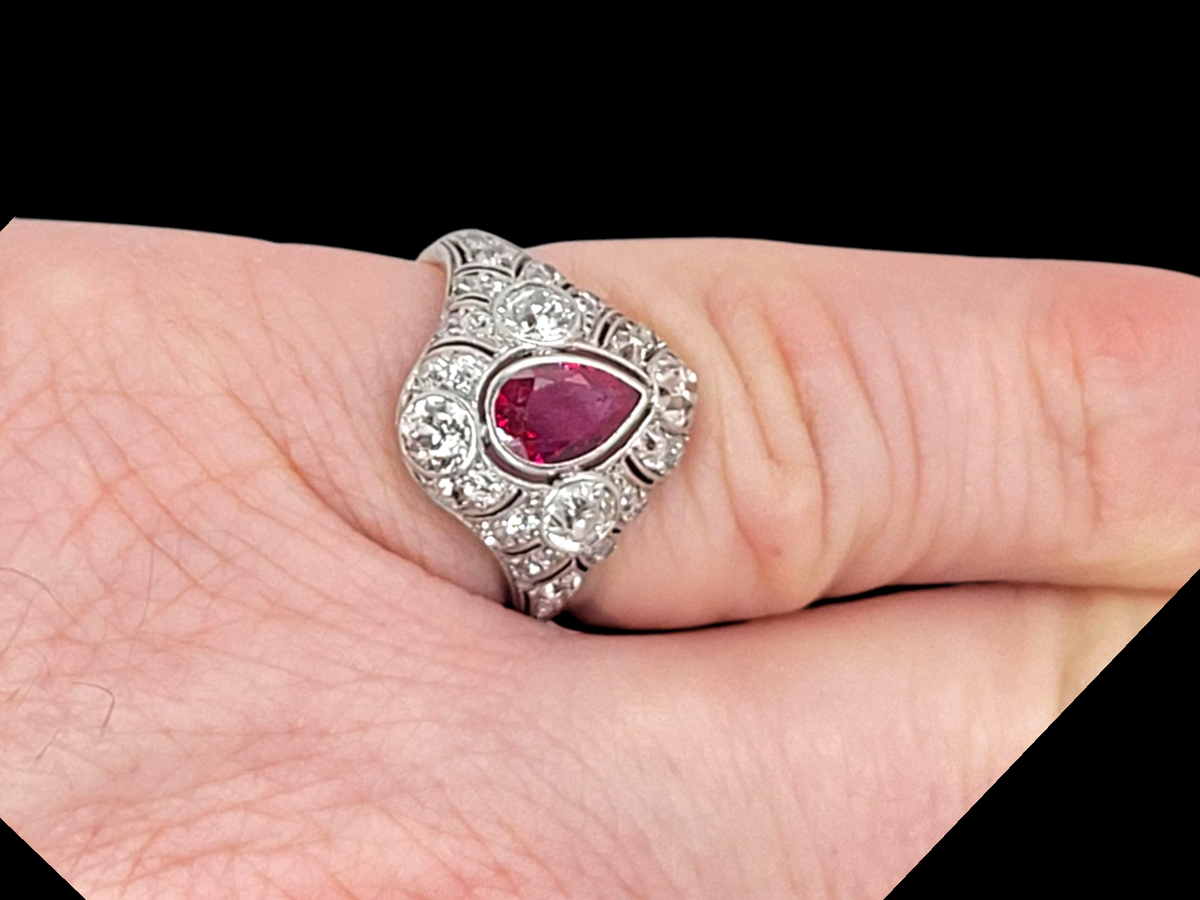 Gorgeous Edwardian ruby and diamond ring
SKU: 8036