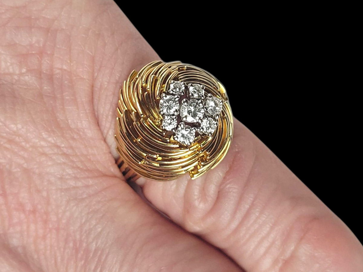 Stylish 18ct gold diamond ring sku 8501