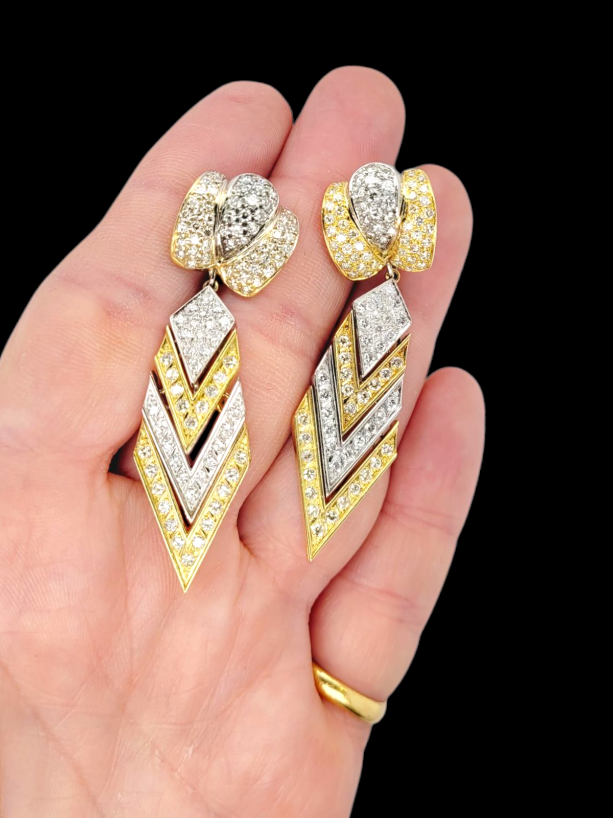 Bi colour gold diamond drop dress earrings
SKU: 8090