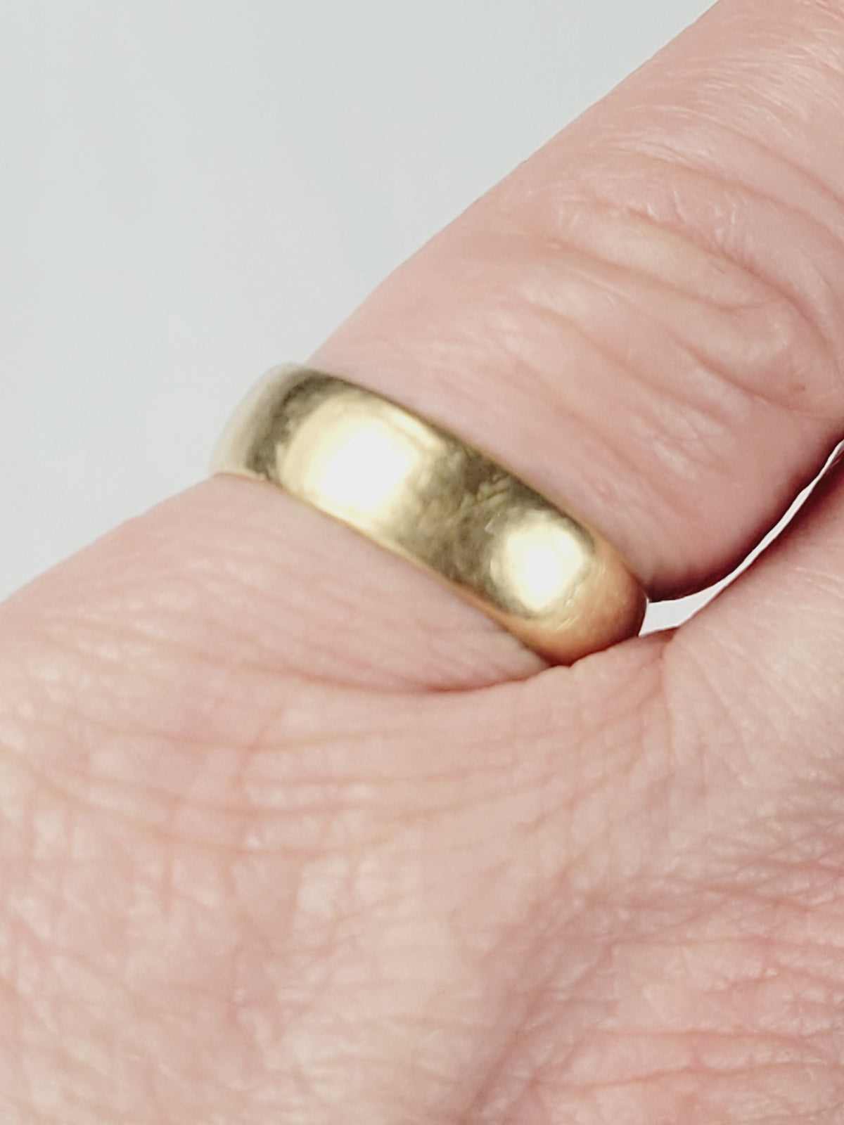 18ct gold wedding band sku 8903