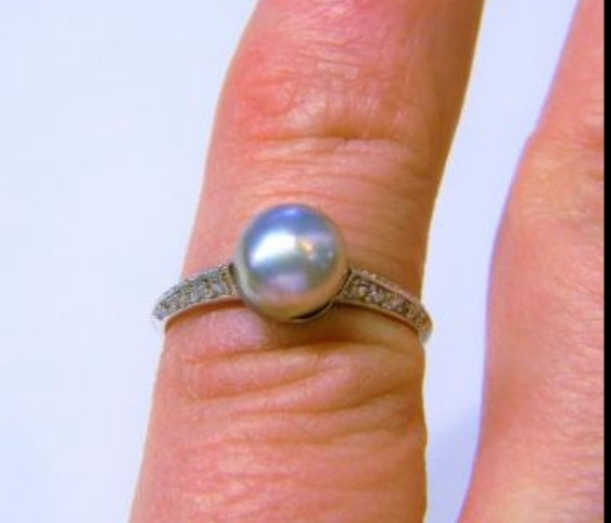 Art Deco Natural Pearl and Diamond Ring
SKU: 3335