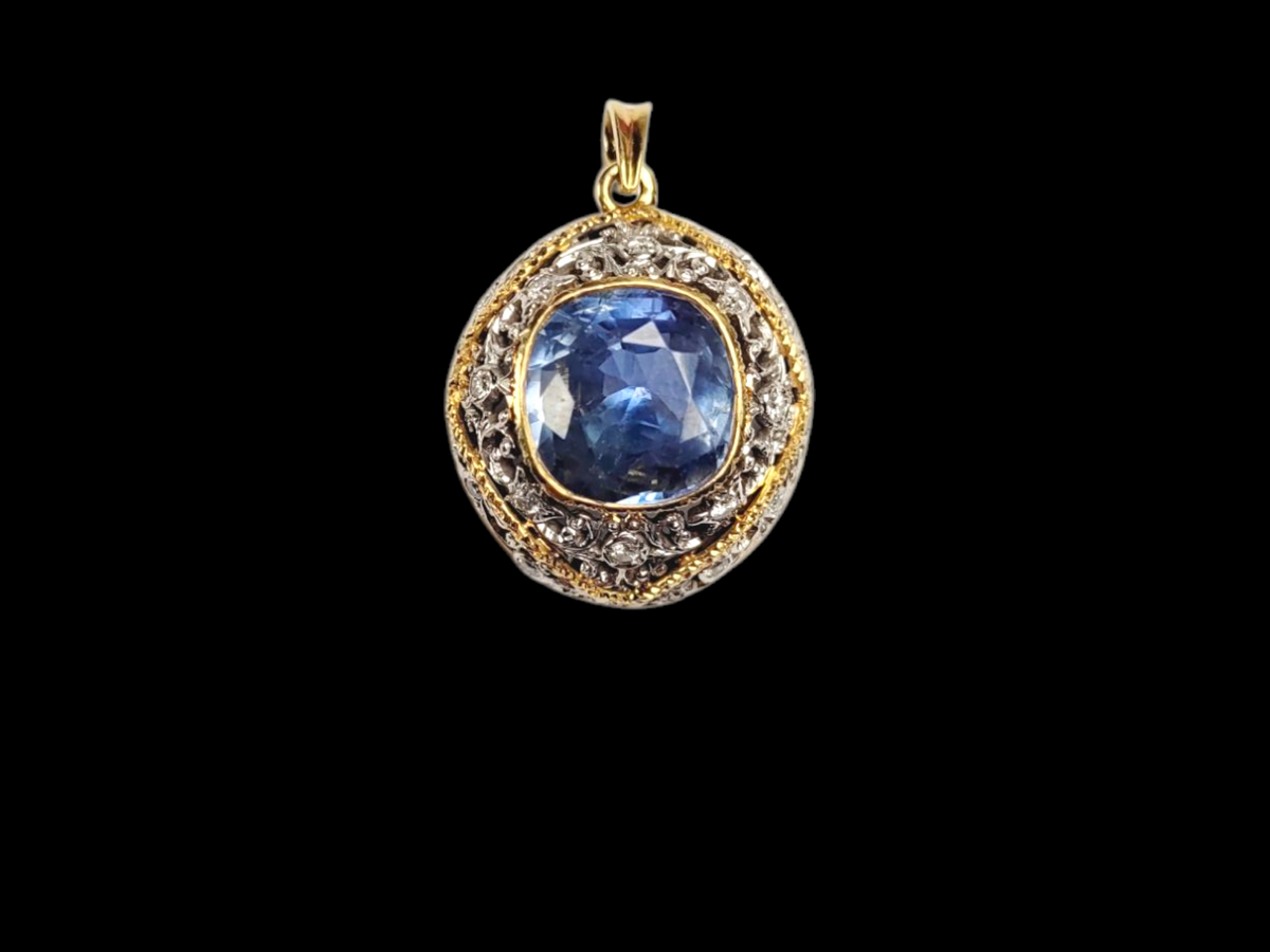 Large natural cornflower blue Ceylon sapphire pendant
SKU: 8060