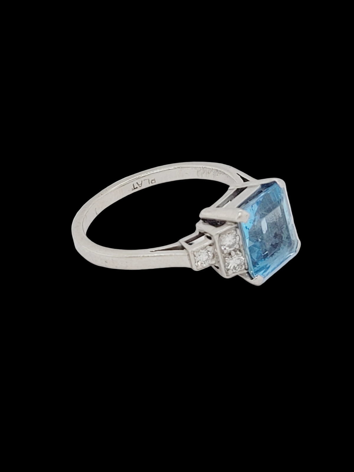 Aquamarine and diamond dress ring sku 8682