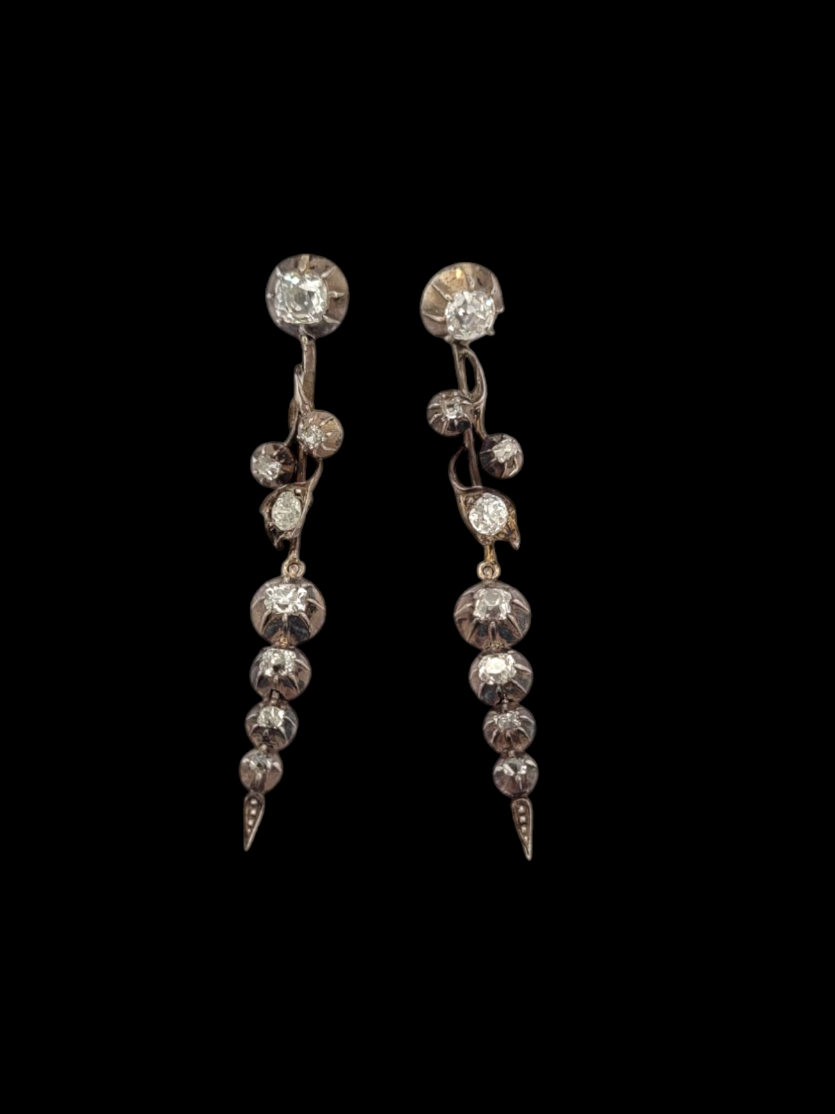 Antique old mine cut diamond drop earrings
SKU: 7955