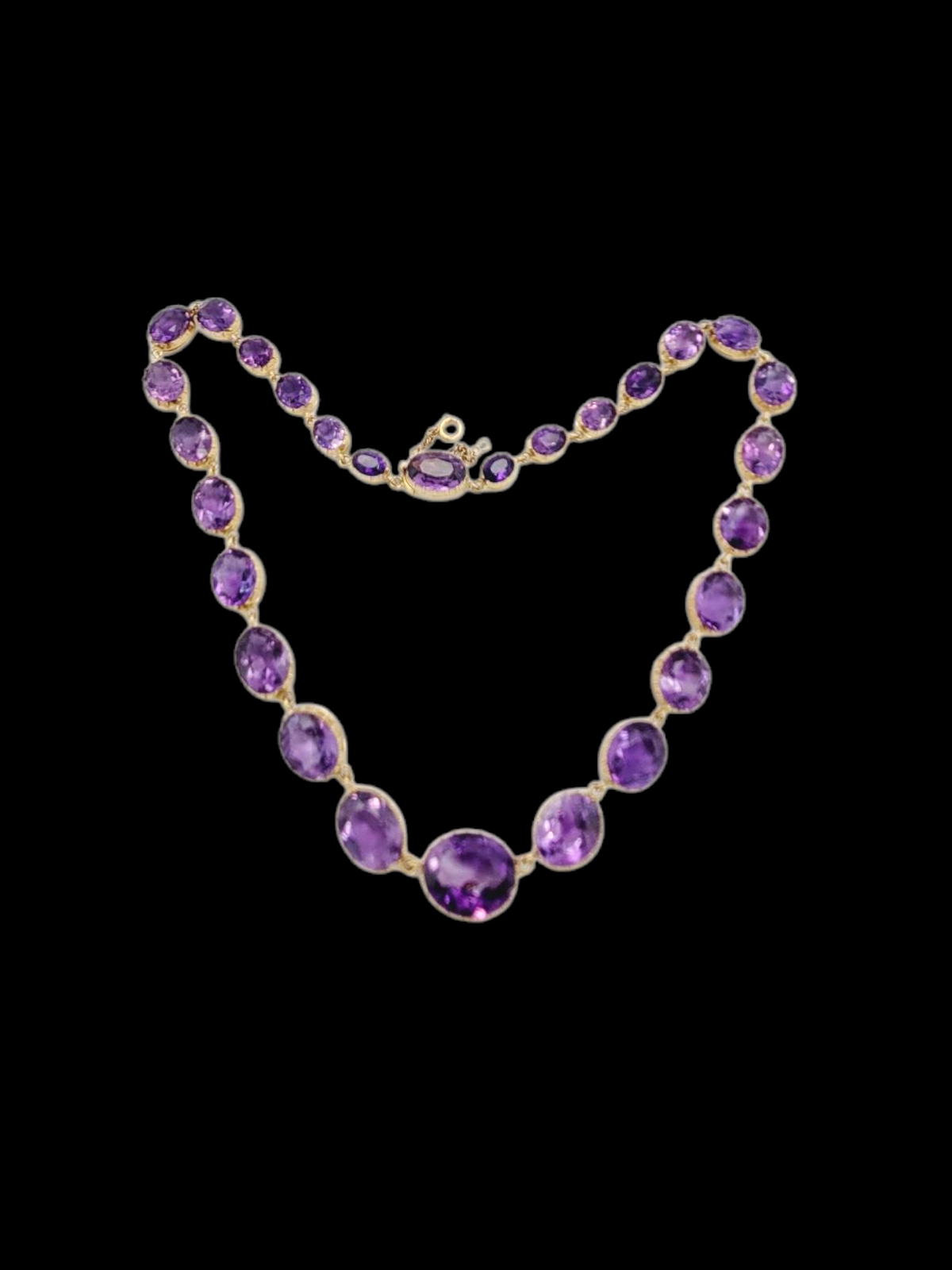 Antique amethyst riviere necklace
SKU: 8106