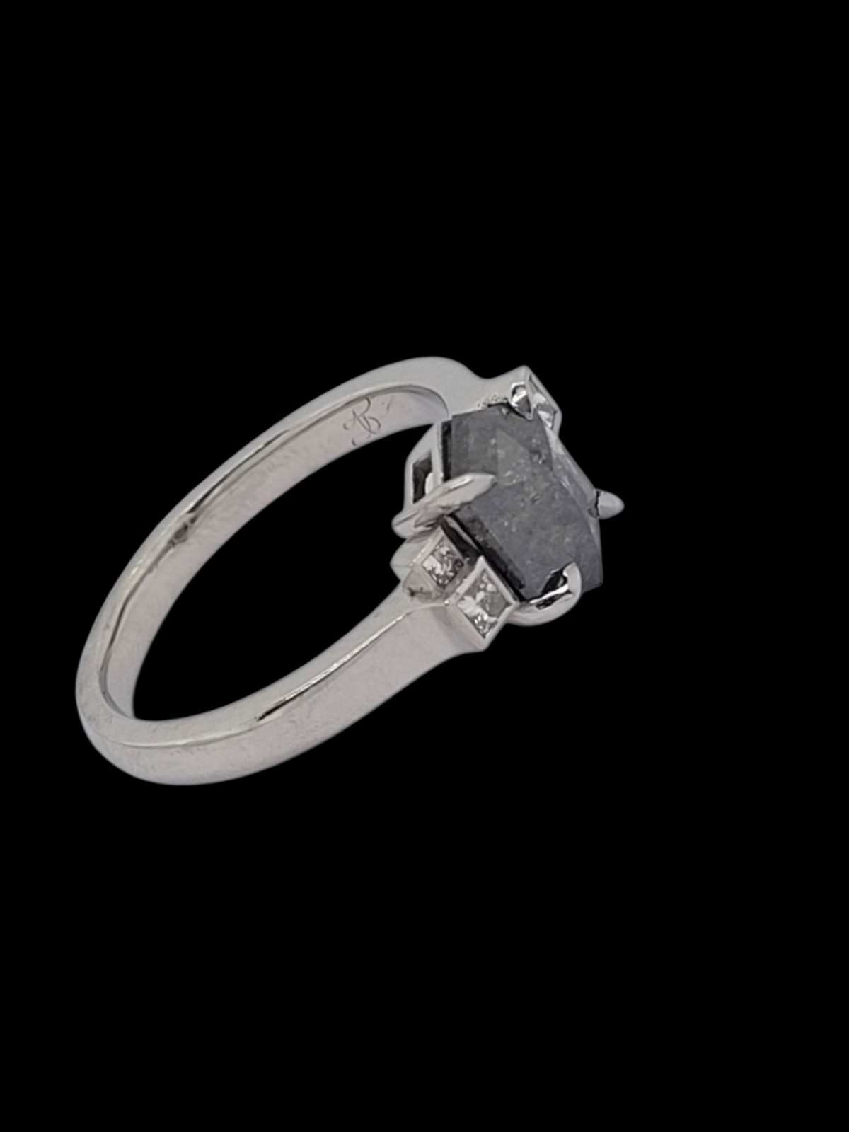 Modern unusual hexagonal salt and pepper diamond ring
SKU: 8132